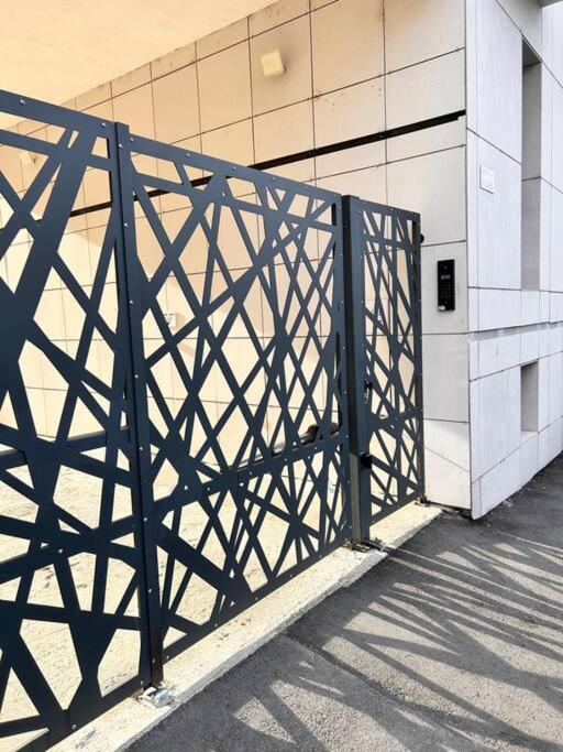 Industrial Style Leilighet Bucureşti Eksteriør bilde